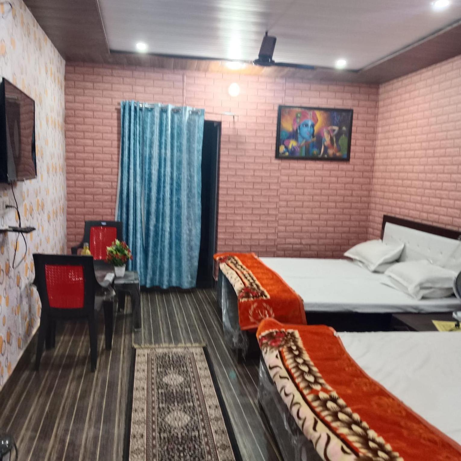 Murliwala Vrindavan Ngoại thất bức ảnh