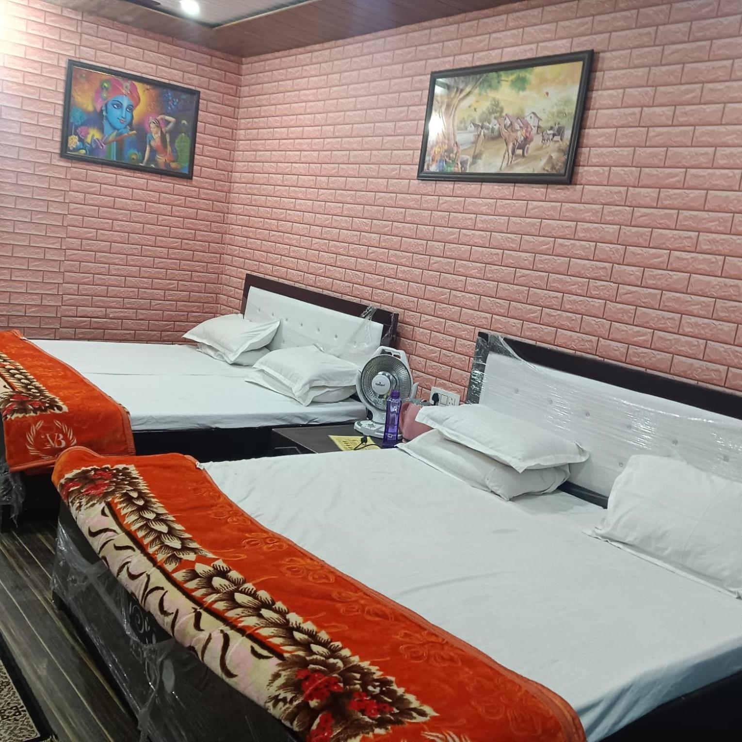 Murliwala Vrindavan Ngoại thất bức ảnh